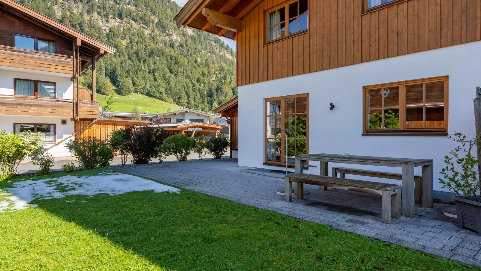 Maxima II - Ski in - Ski Out-Terrace balcony