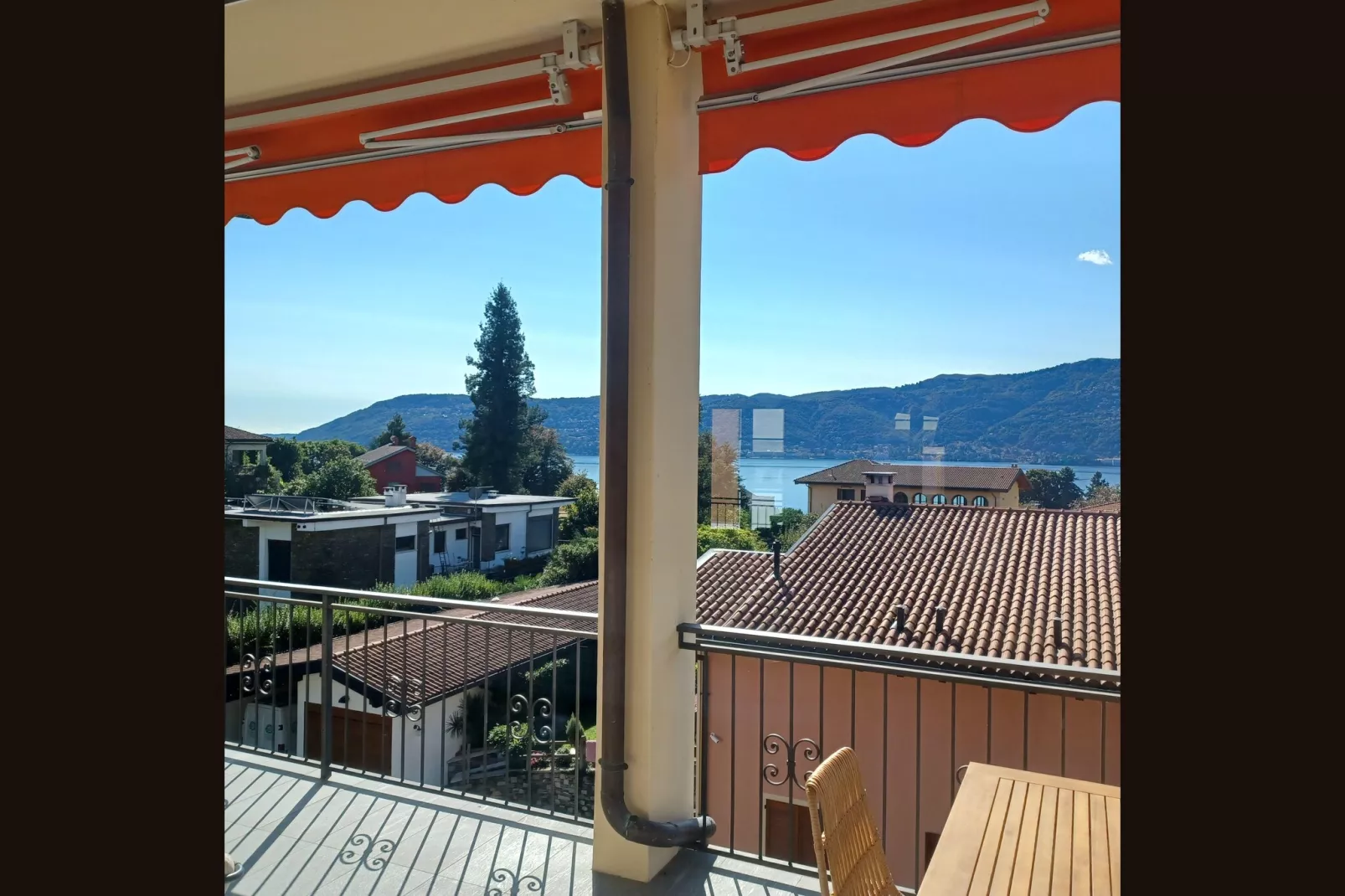 Castagnola-Terrace balcony