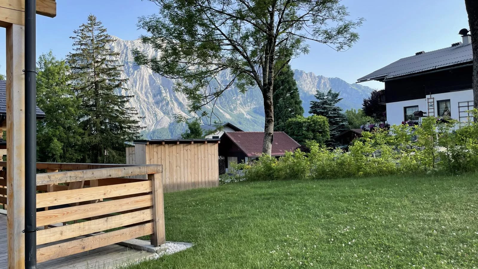 Holzchalet Tauplitz-Gärten Sommer