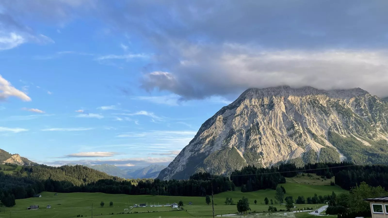 Holzchalet Tauplitz-Gebiete Sommer 1 km