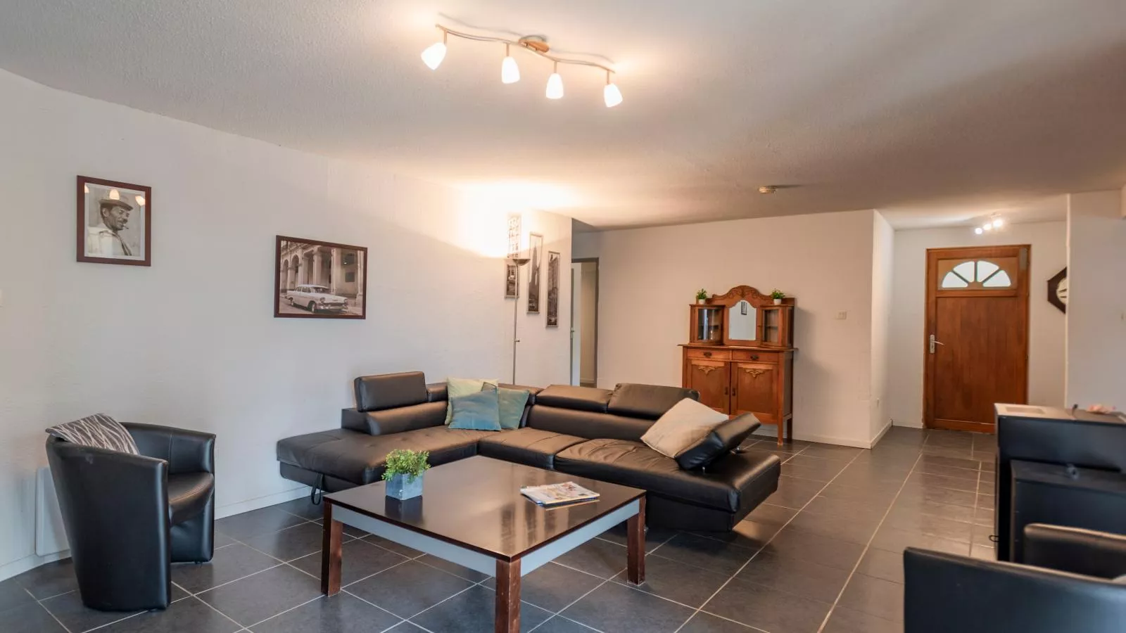 Le Filon dOr-Living room