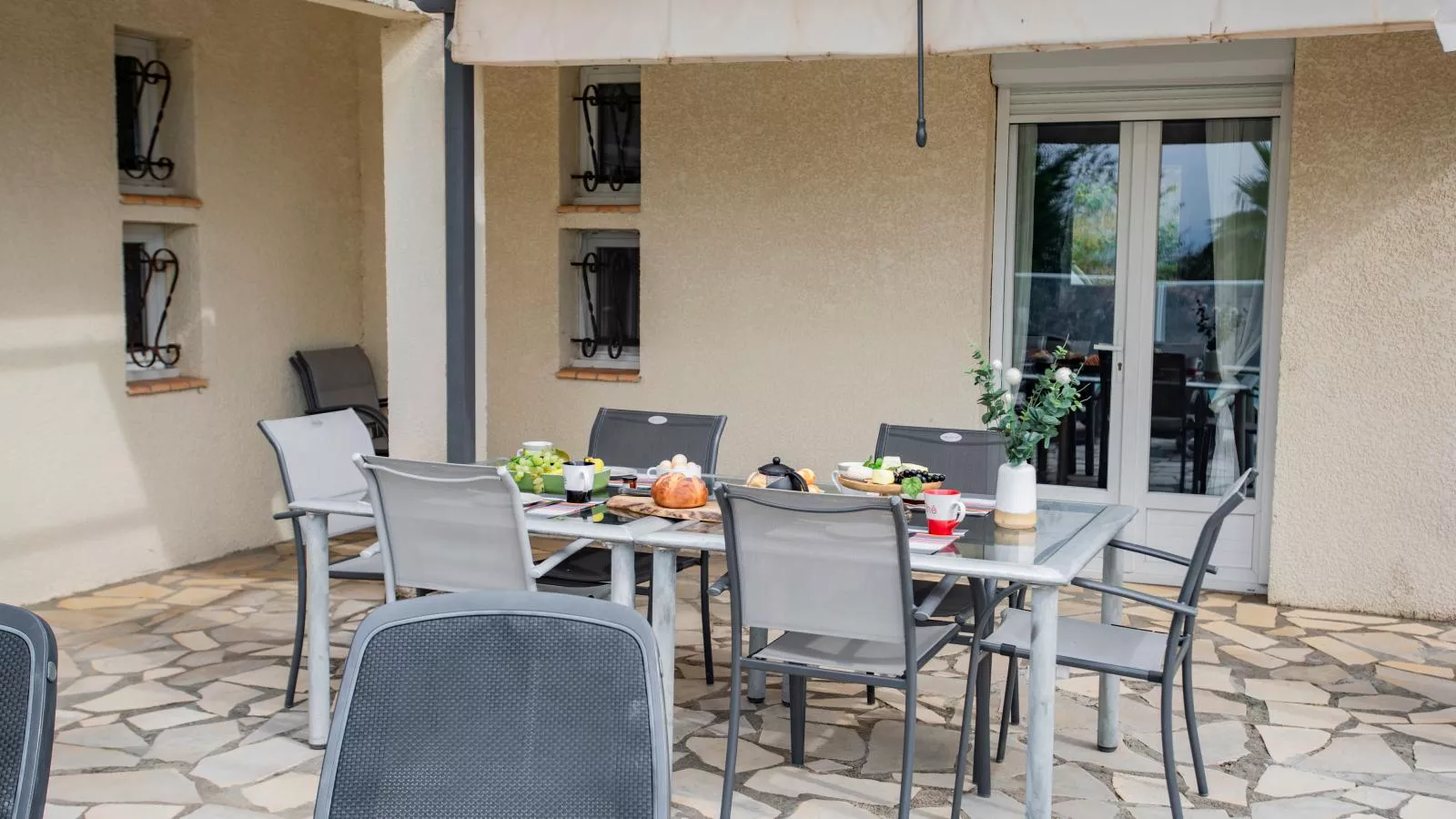 Le Filon dOr-Terrace balcony