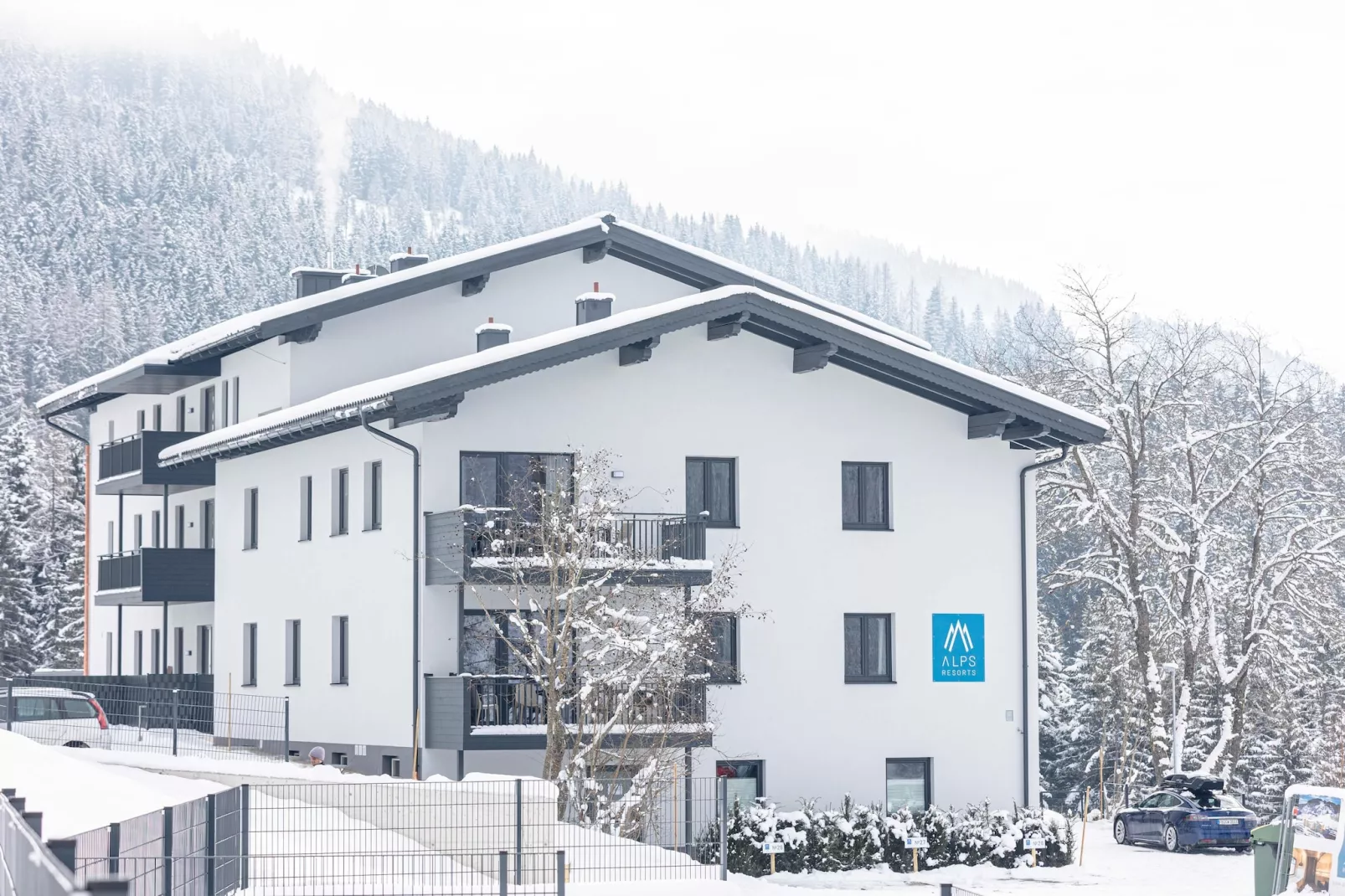 Hideaway Dachstein West 8-Exterior winter