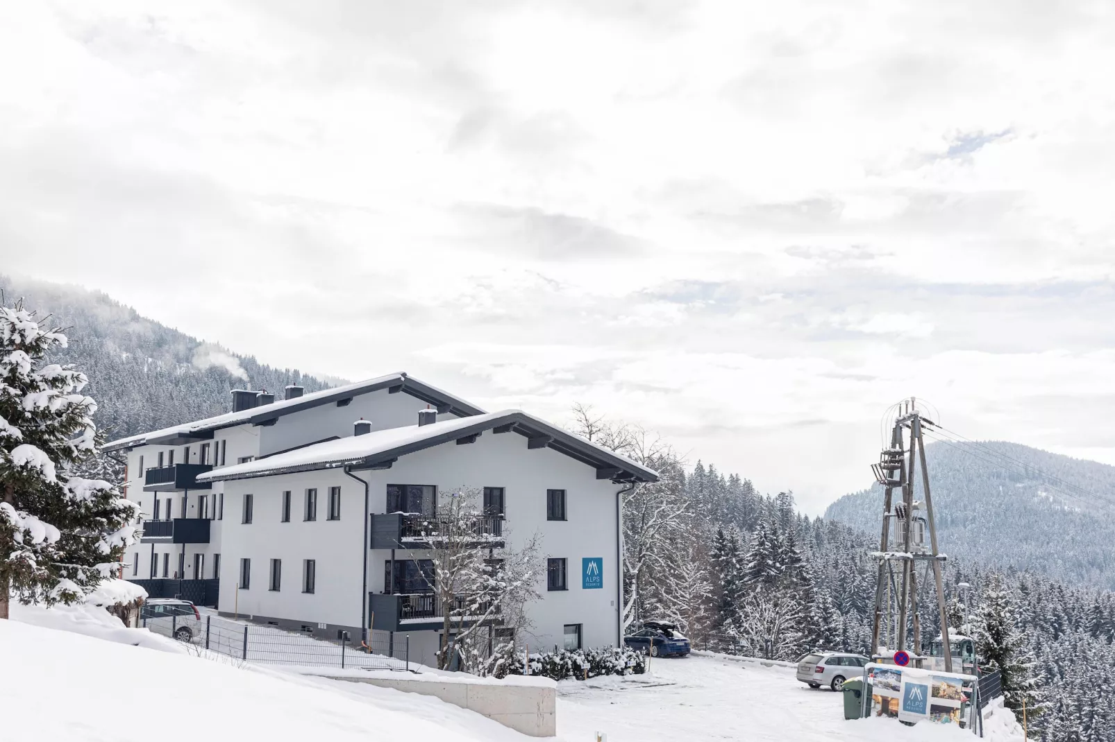 Hideaway Dachstein West 8-Exterior winter