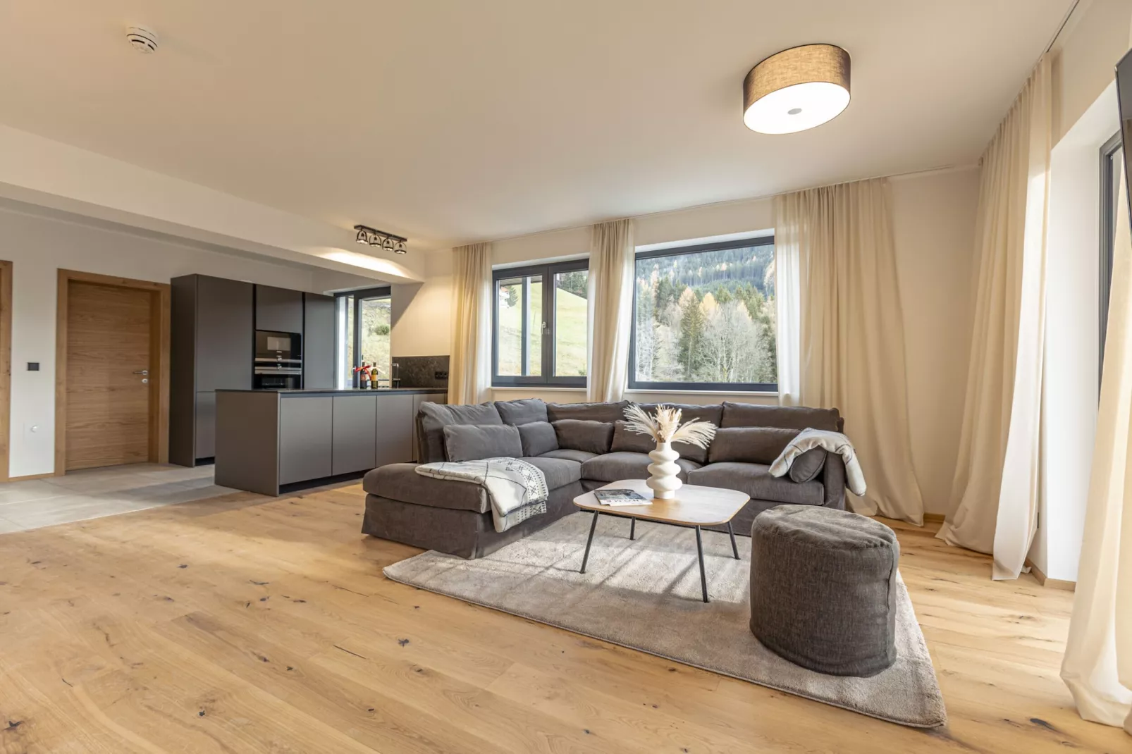Hideaway Dachstein West 8-Living room