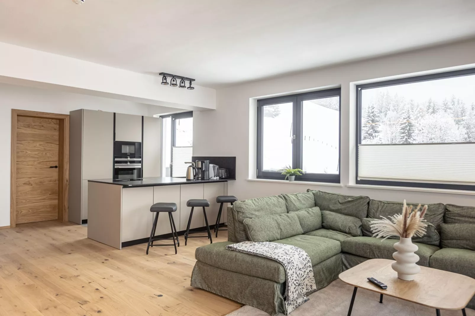Hideaway Dachstein West 8-Living room