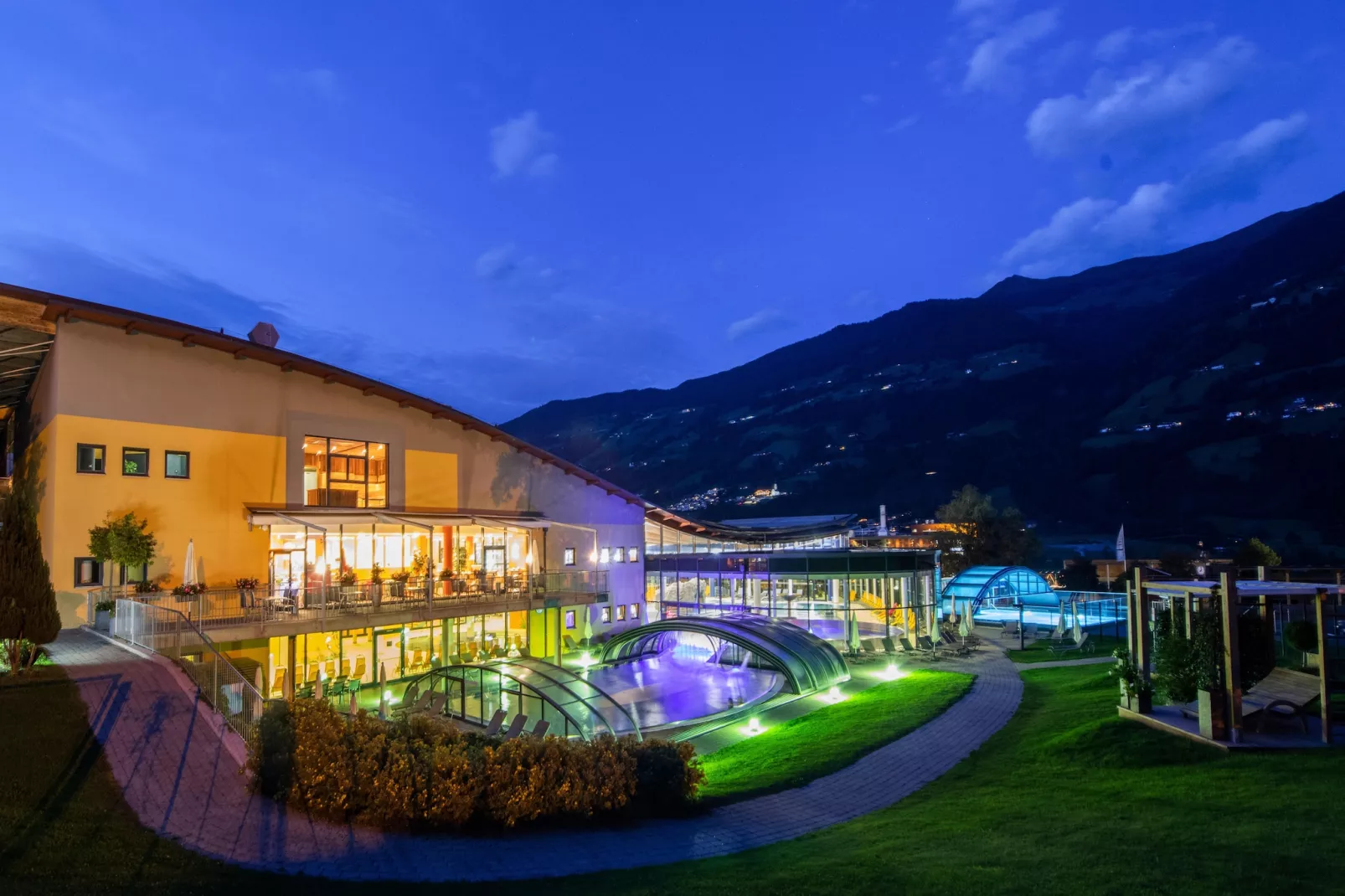 Ferienhaus Alpen Apart - 6 Personen-Gebiete Sommer 5 km