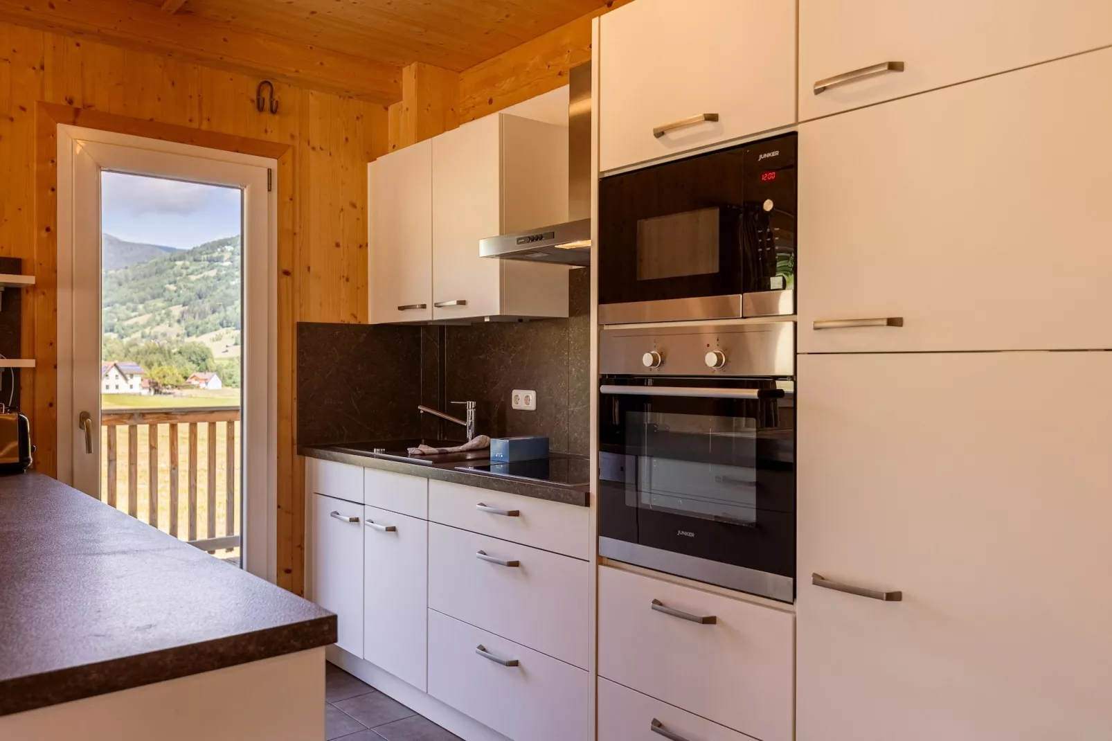 Kreischberg Chalets 31a-Kitchen