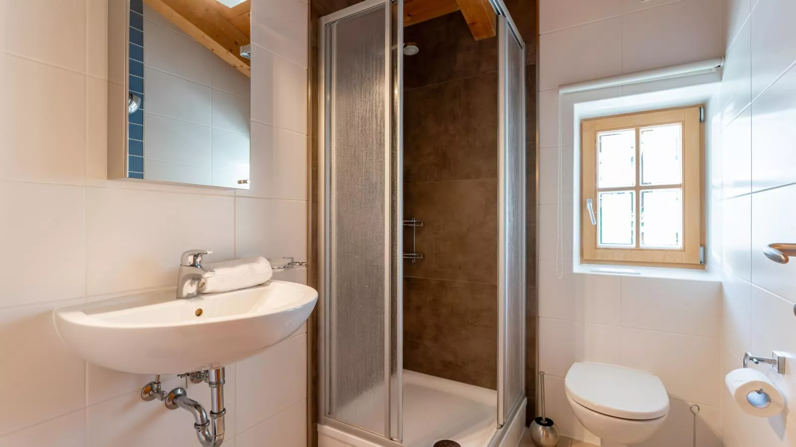 Maxima - Ski in - Ski Out-Bathroom