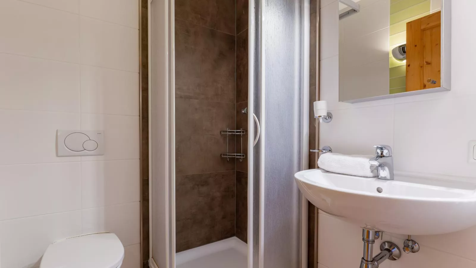 Maxima - Ski in - Ski Out-Bathroom