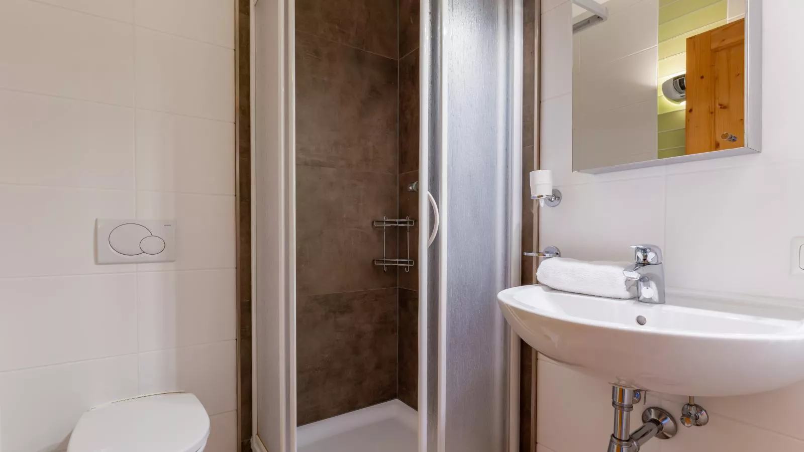 Maxima II - Ski in - Ski Out-Bathroom