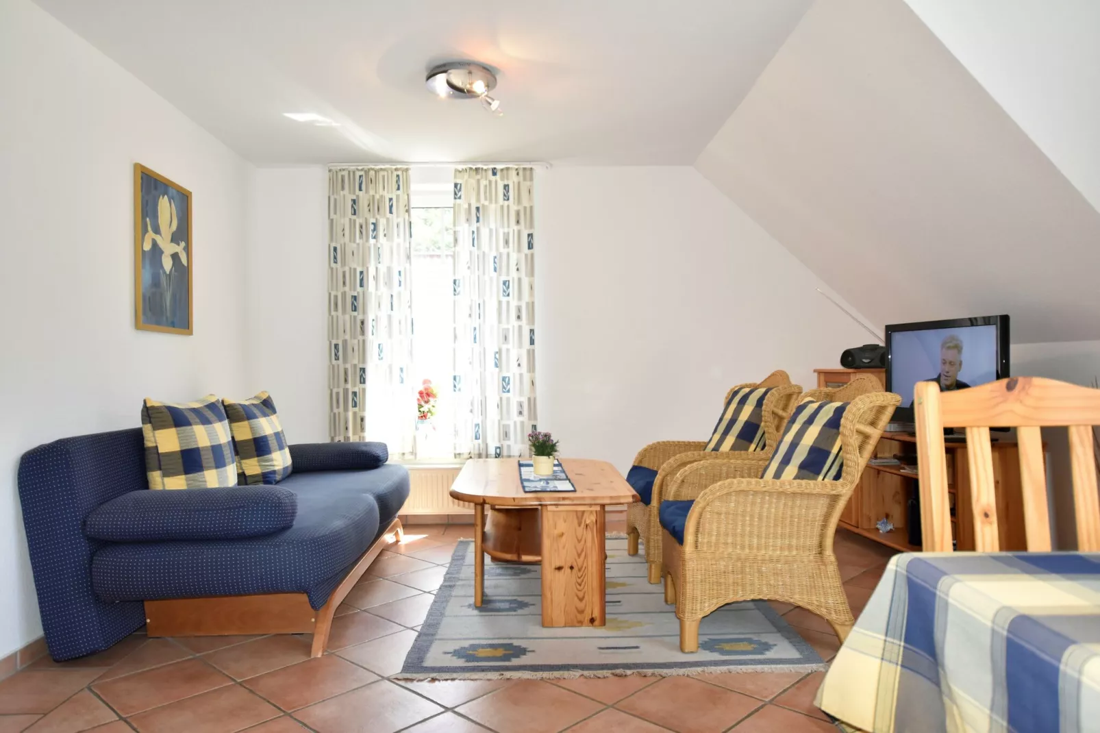 Bernstein mit Balkon am Sandstrand-Living room