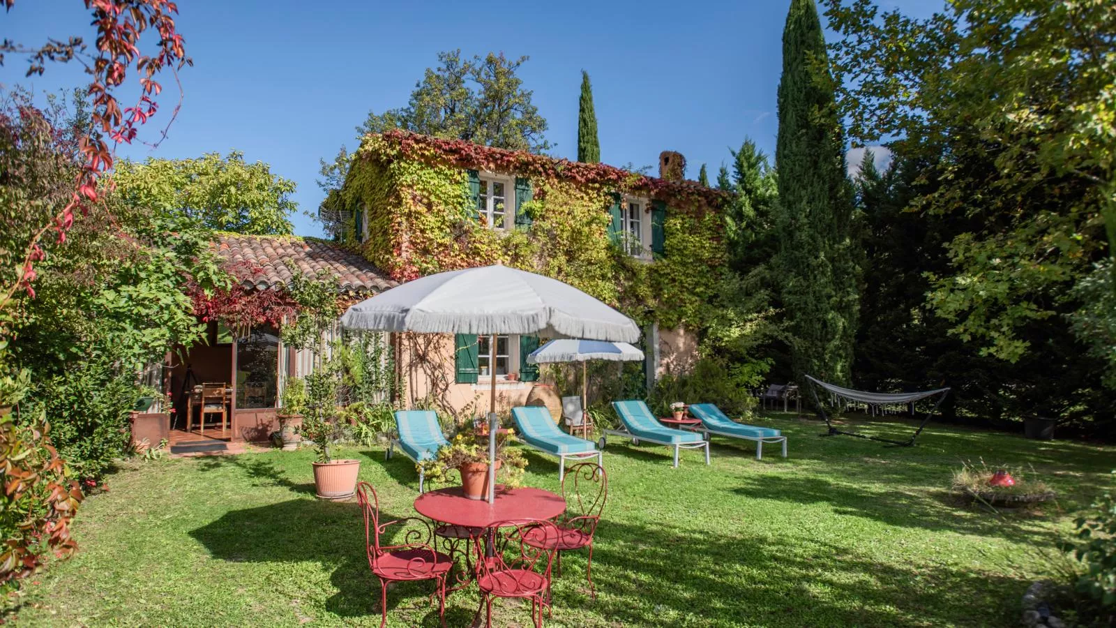 La petite maison de la ferme rose-Jardin d'été