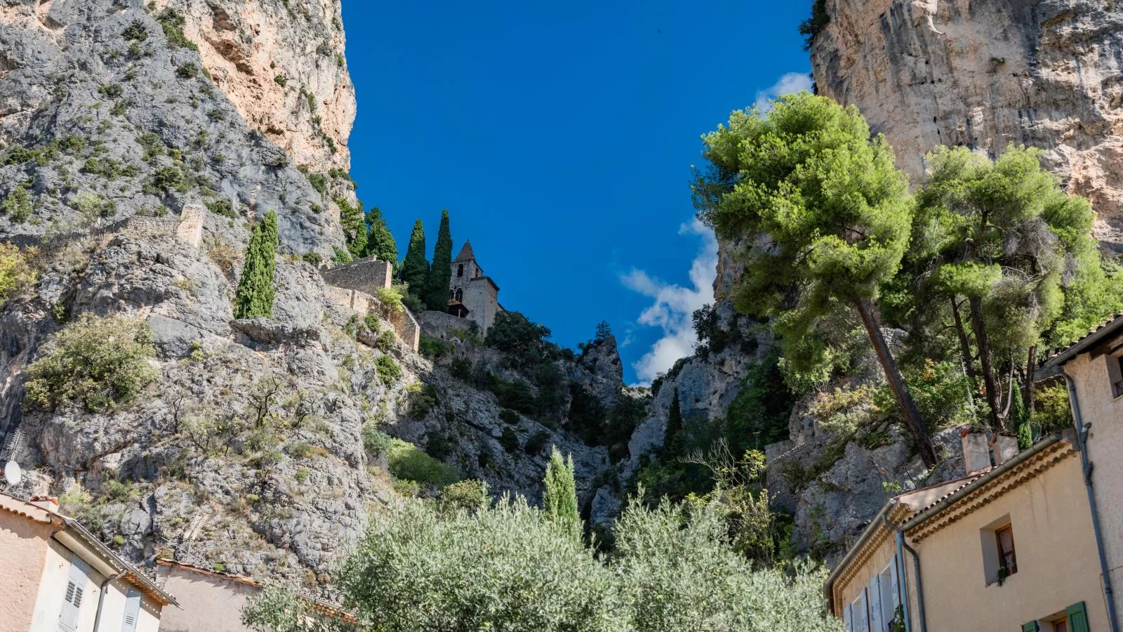 La petite maison de la ferme rose-Zones d'été à 5 km
