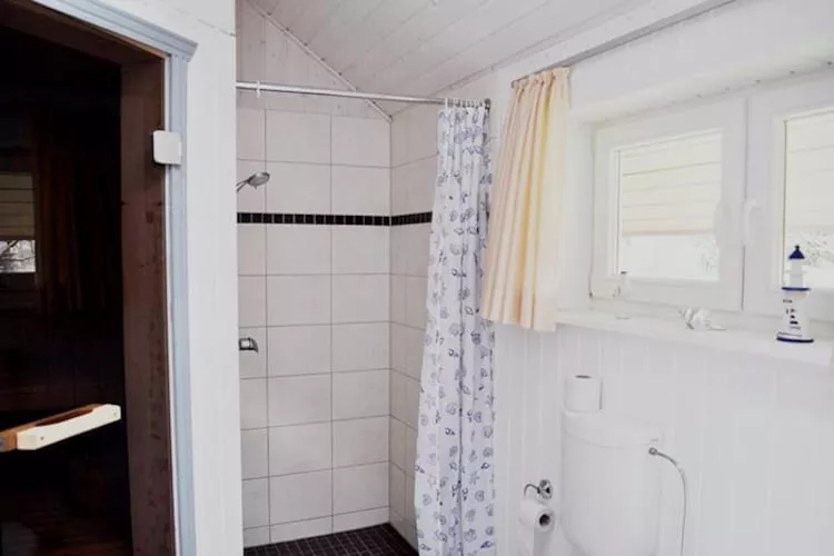 Seeschwalbe Classic 285-Bathroom