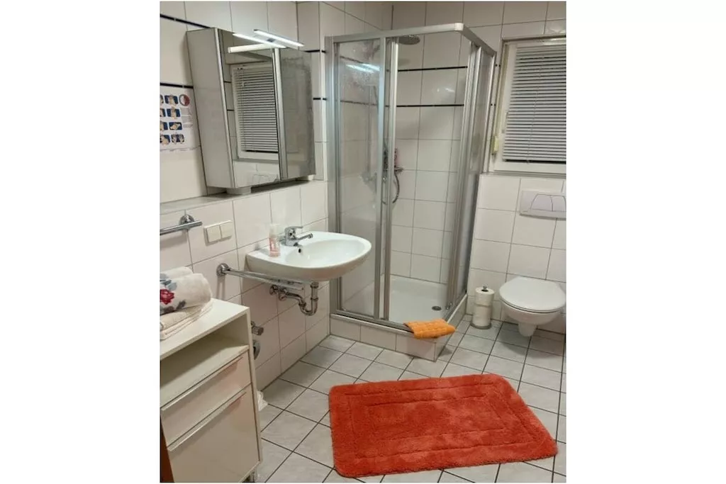 481556-Nicht getaggt