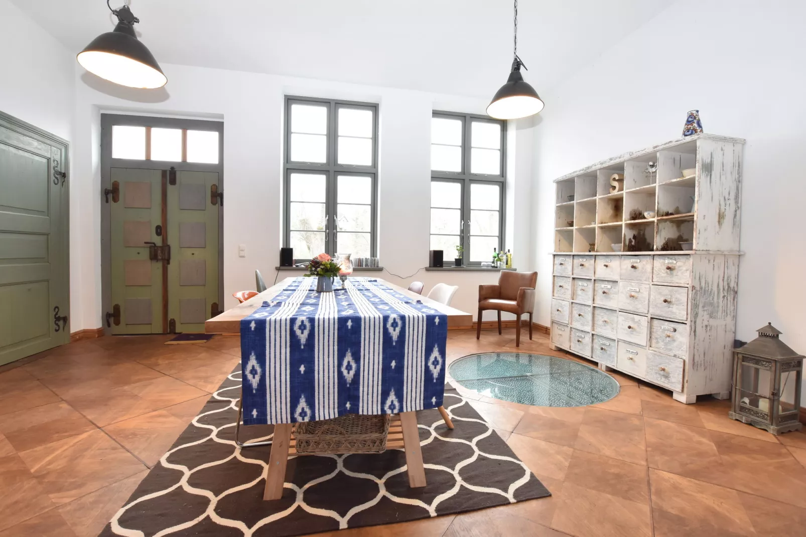 Hagen plus-Dining room