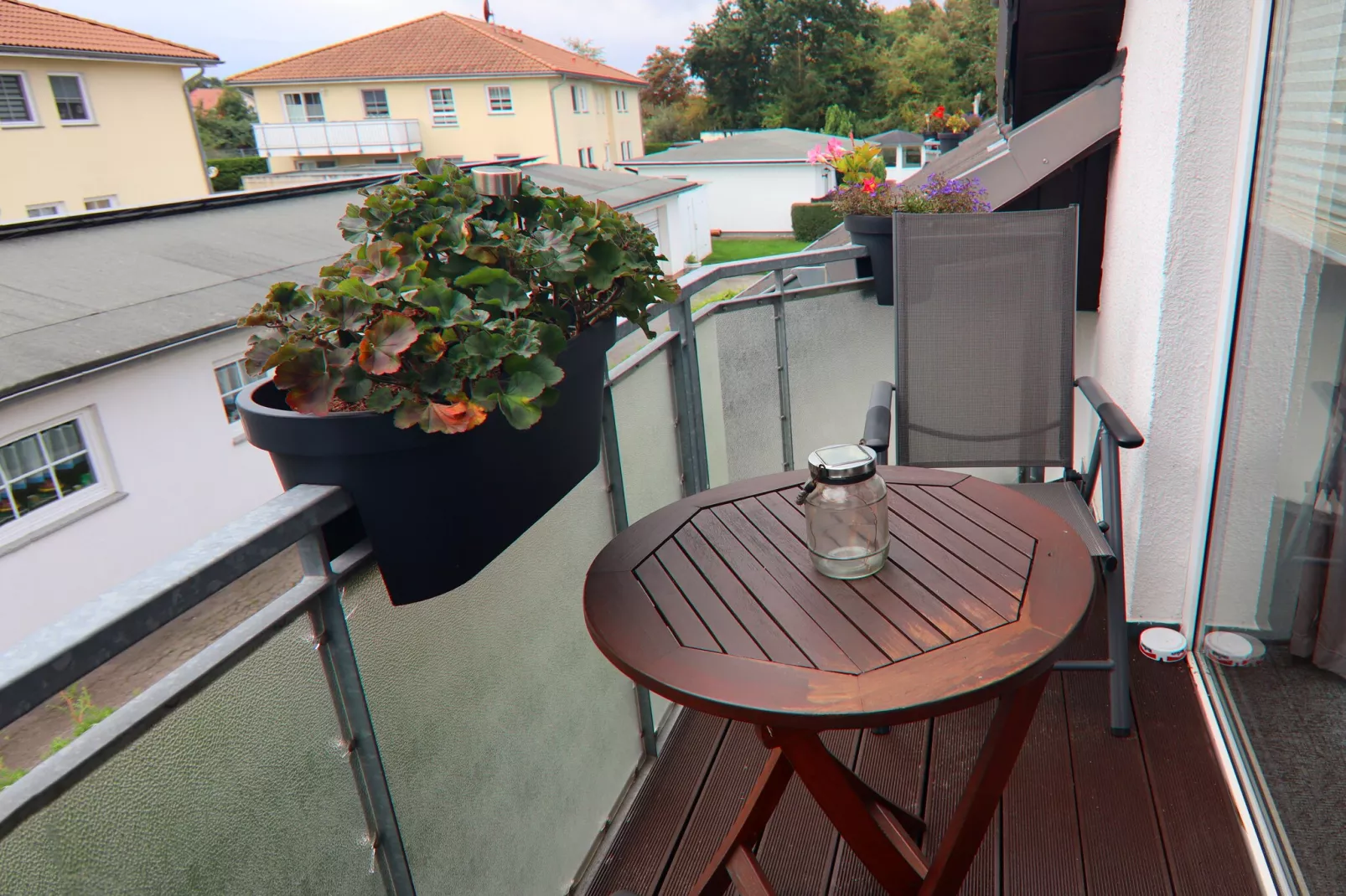 OG Whg 9 rechts-Terrace balcony