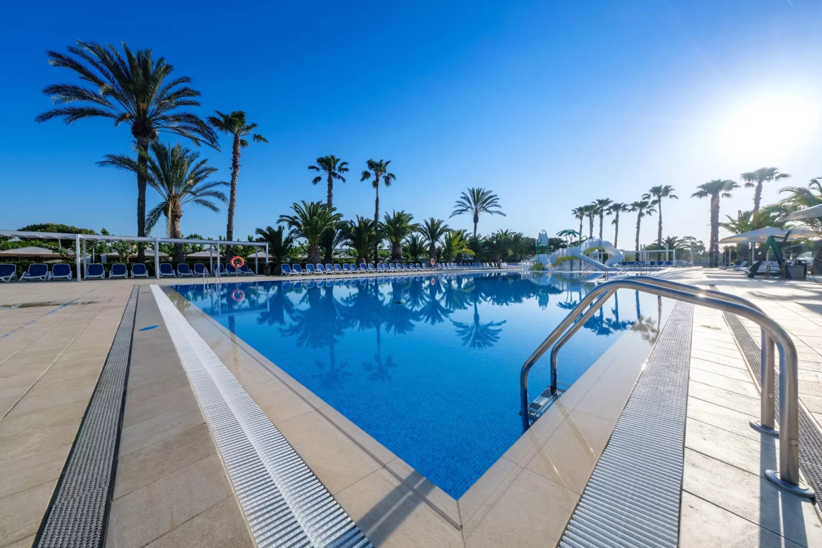 CAMPING ESTIVAL VENDRELL PLATJA BUNGALOW 4 STANDARD-Pool
