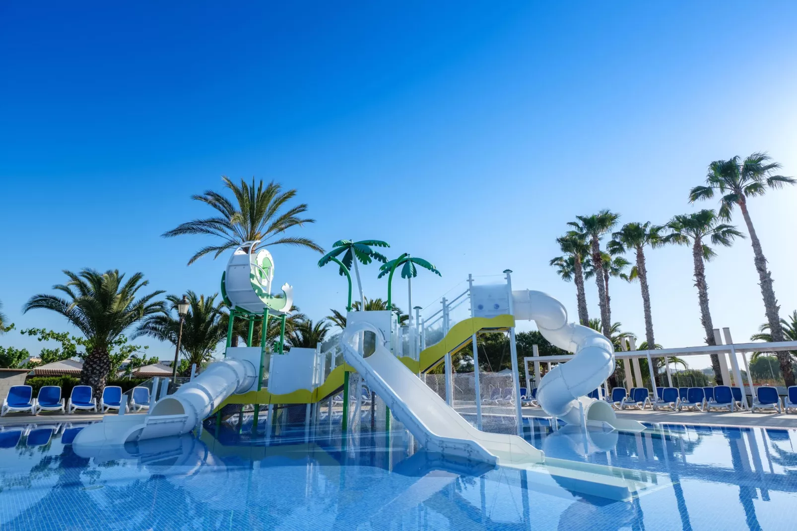 CAMPING ESTIVAL VENDRELL PLATJA BUNGALOW 4 STANDARD-Pool