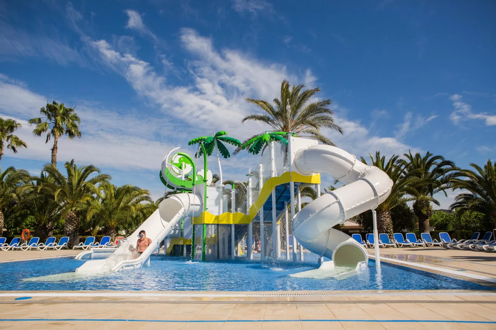 CAMPING ESTIVAL VENDRELL PLATJA TENT GRAND SAFARI GLAMPING-Pool