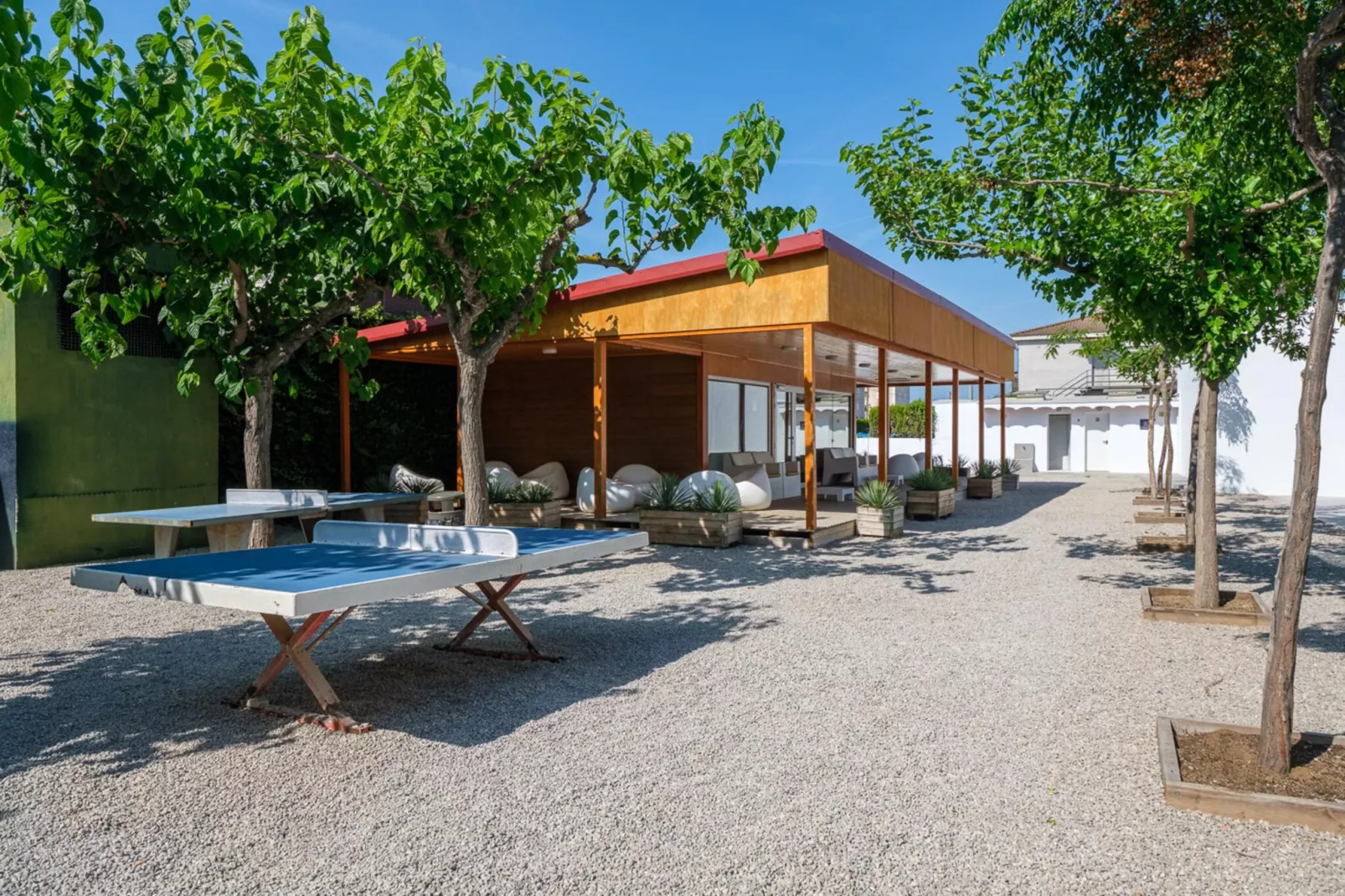CAMPING ESTIVAL VENDRELL PLATJA TENT GRAND SAFARI GLAMPING-Gardens summer