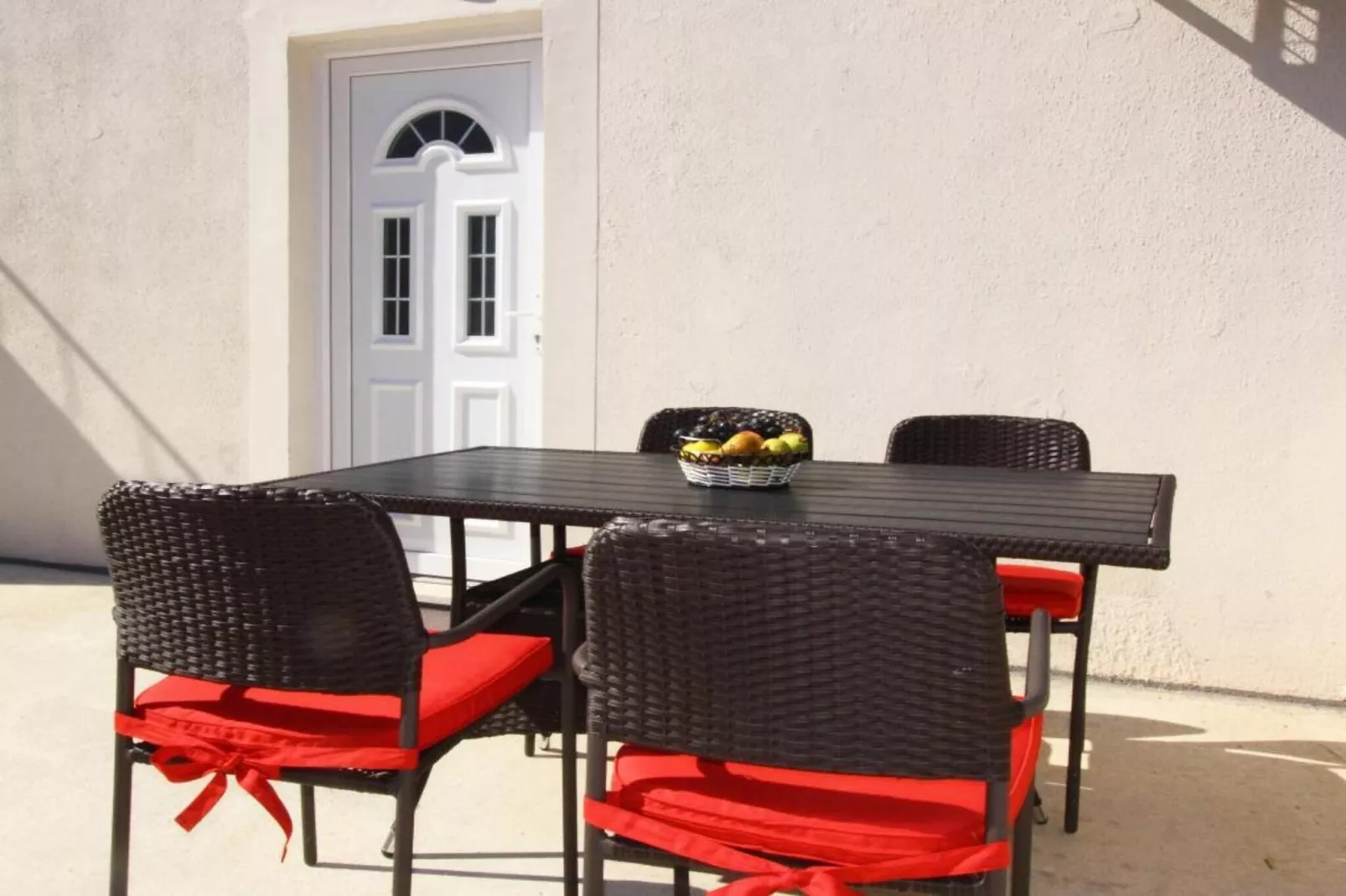 Apartments Dubreta - Superior Two Bedroom Apartment with Balcony (2nd Floor)-Dining room