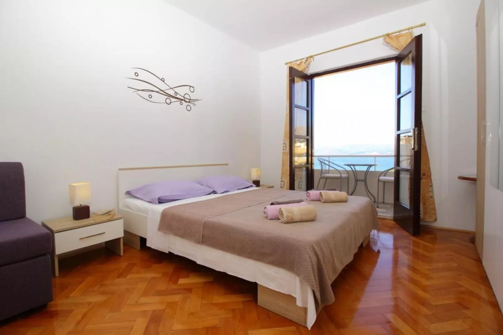 Apartments Dubreta - Superior Two Bedroom Apartment with Balcony (2nd Floor)-Bedroom