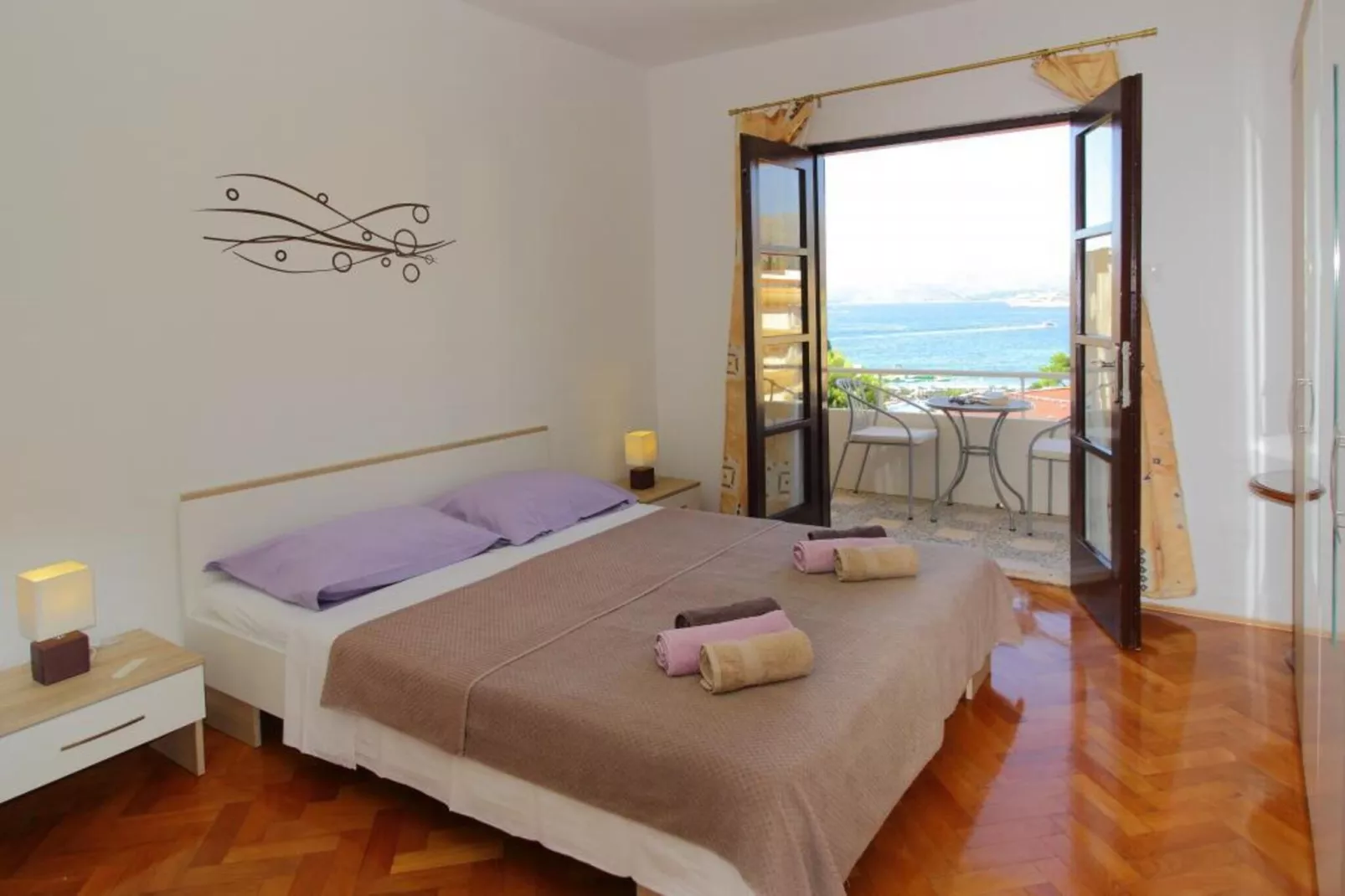 Apartments Dubreta - Superior Two Bedroom Apartment with Balcony (2nd Floor)-Bedroom