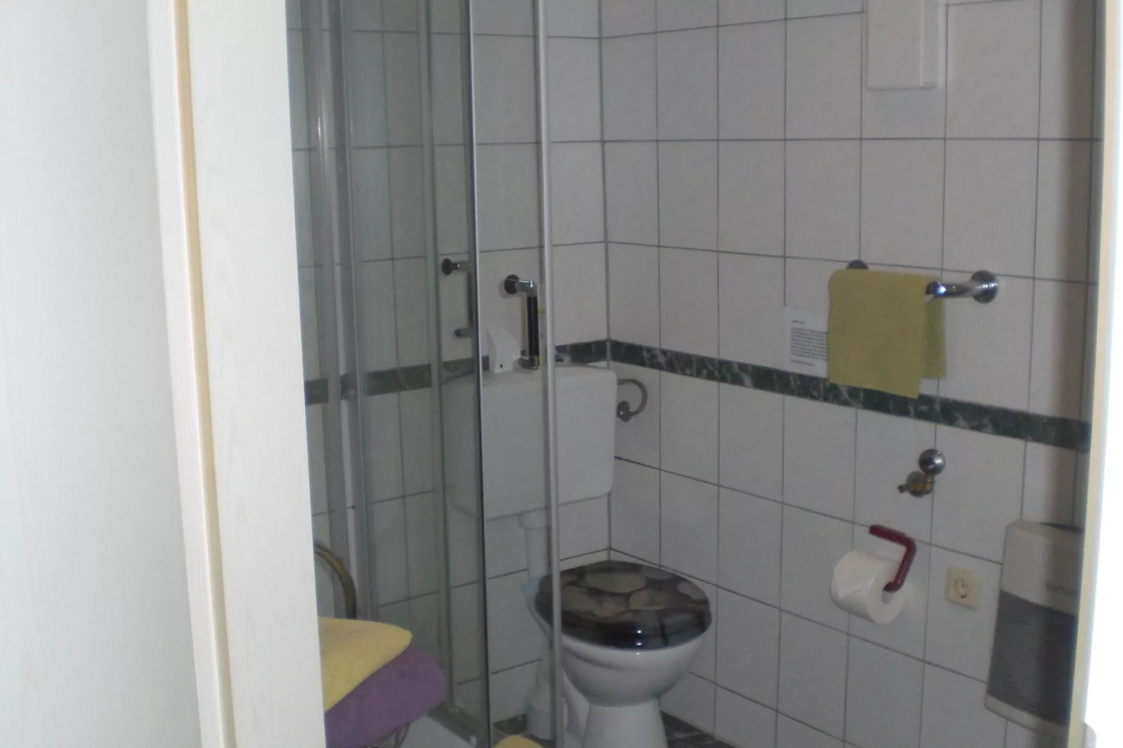 Das Haus Am See mit Kamin und eigenem Boot-Badezimmer
