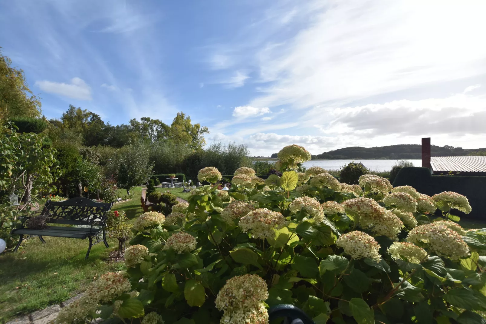 Das Haus Am See mit Kamin und eigenem Boot-Gebiete Sommer 5 km