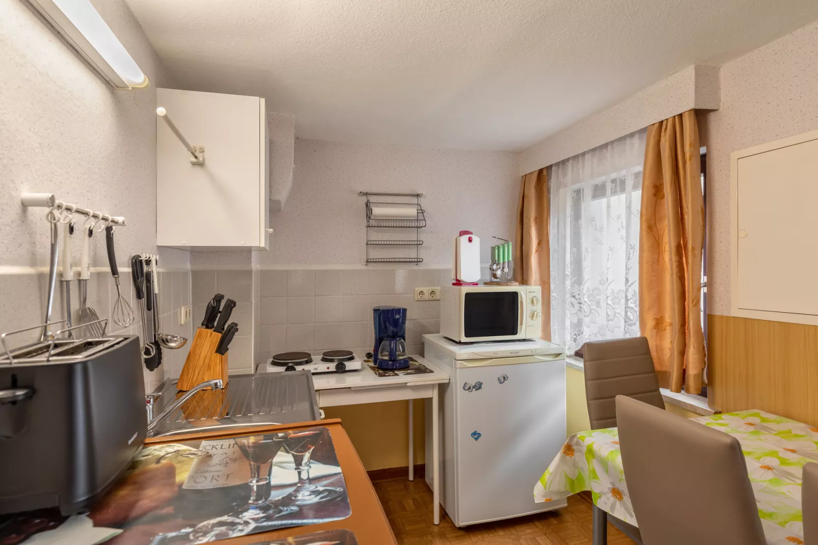 Auf dem Kleinbauernhof-Kitchen