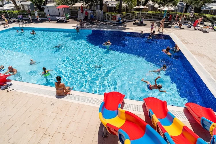 Marina Family Village Punta Marina Terme Ravenna - Lodge Superior Dog-Schwimmbad