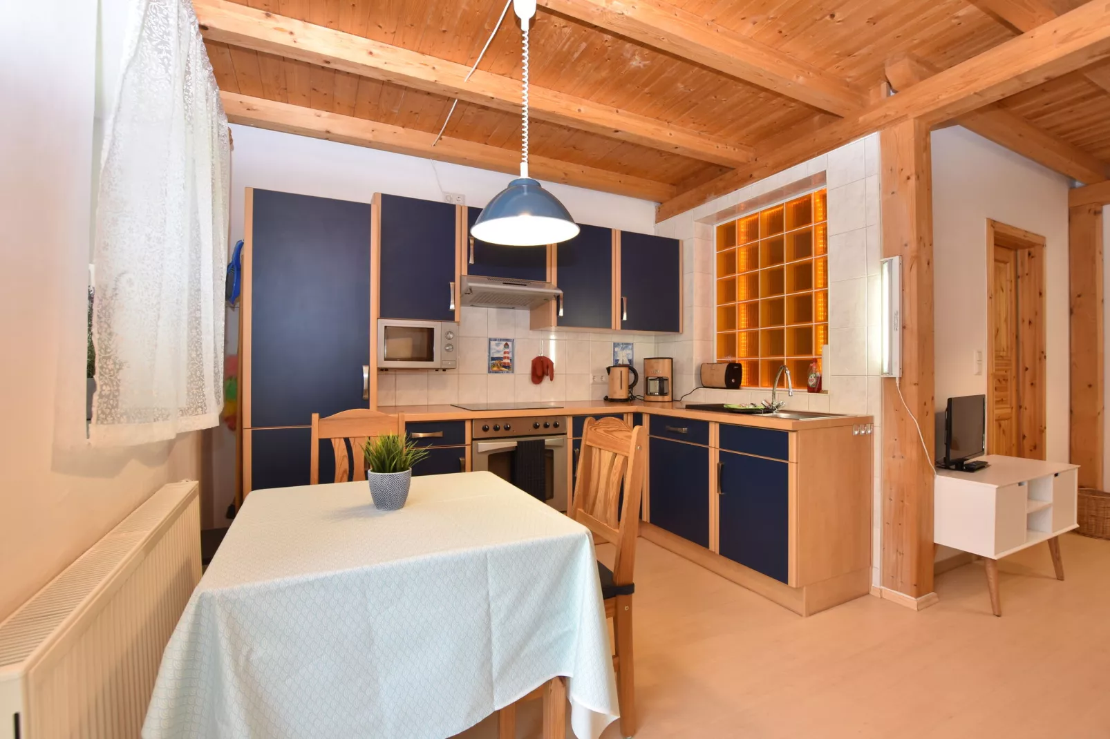 Ferienwohnung Albatross - strandnaher Urlaub Ostseebad Rerik-Kitchen