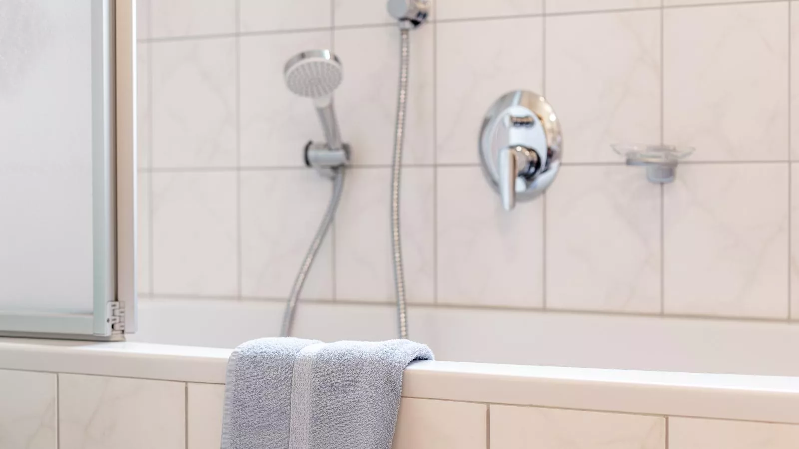 La Chiesa Andreas-Bathroom