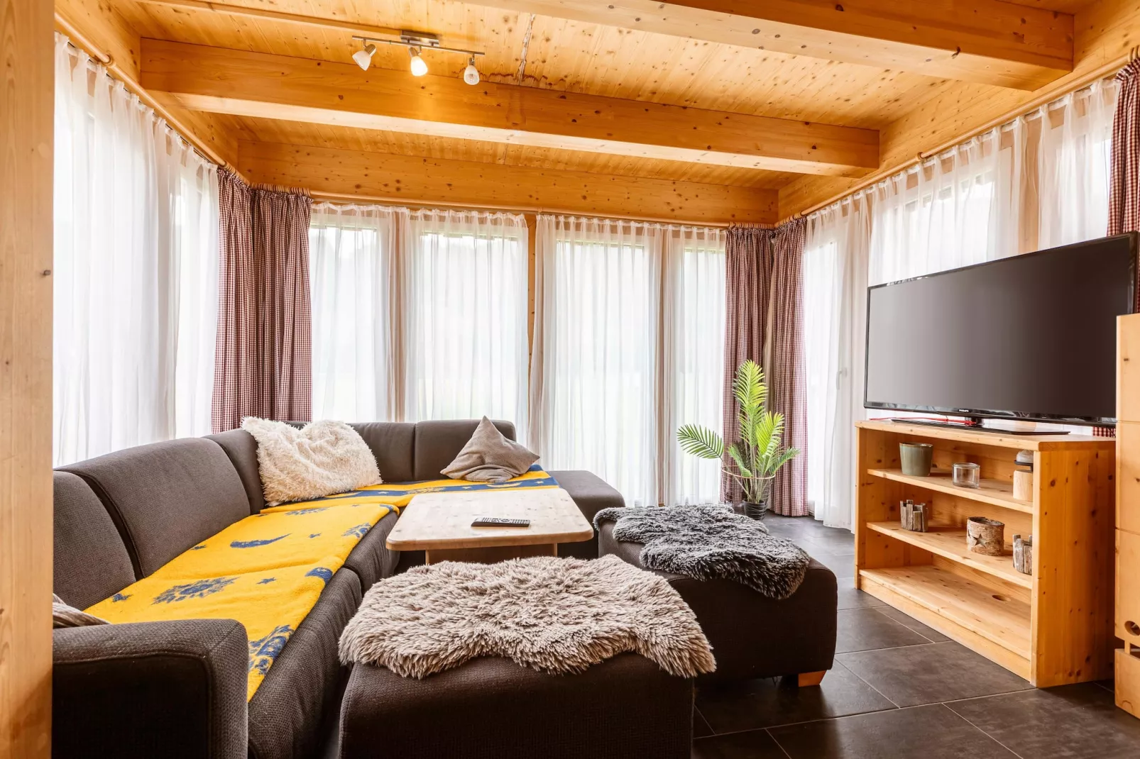 Feriendorf Murau 14-Living room