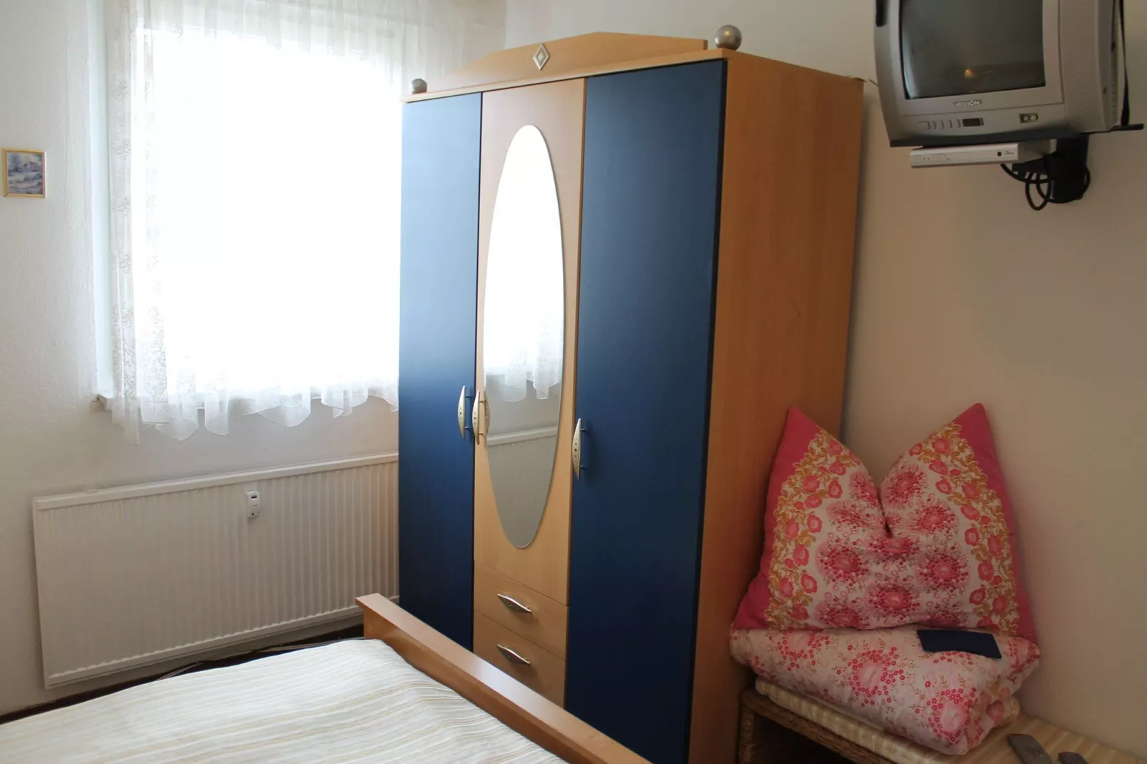 Wohnen im Grünen mit großem Garten und Grill-Bedroom