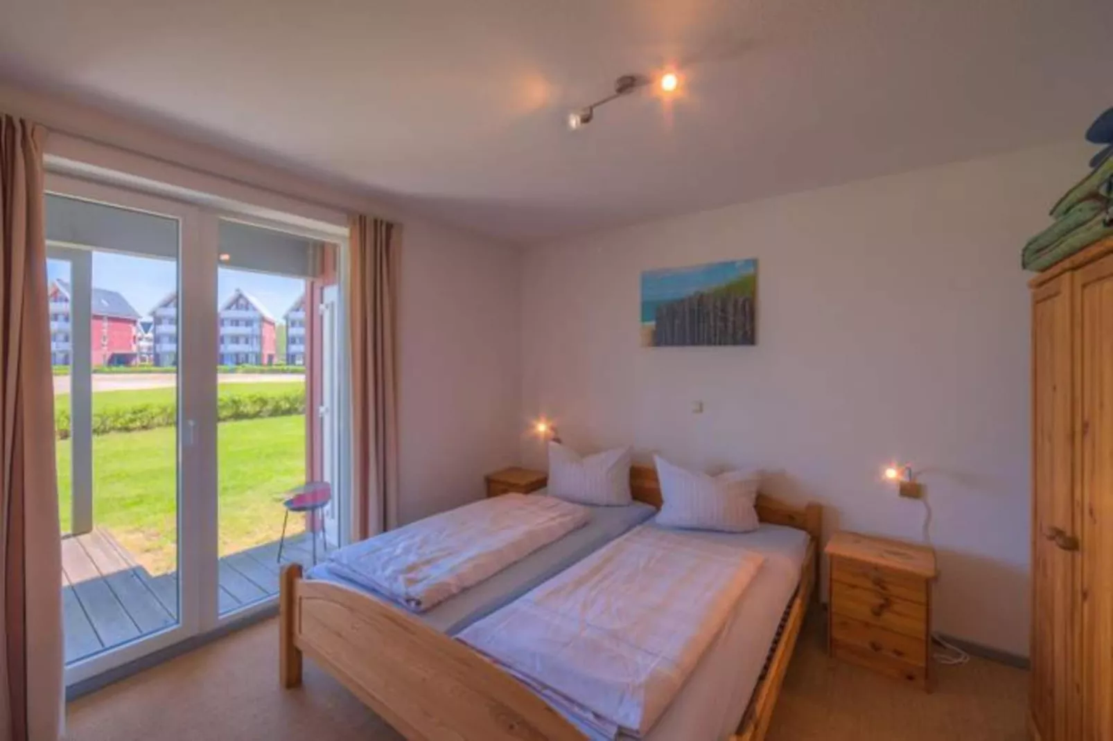 Kapitänshaus Gartendeck 64 qm Nr 411-Bedroom