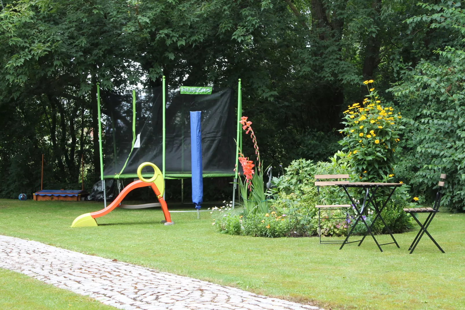 Ferienwohnung Alte Ziegelei-Gardens summer