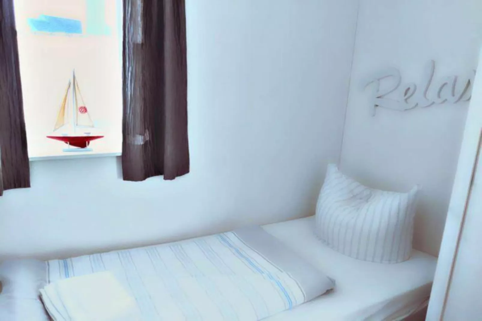 Kapitänshaus Gartendeck 64 qm Nr 531-Bedroom