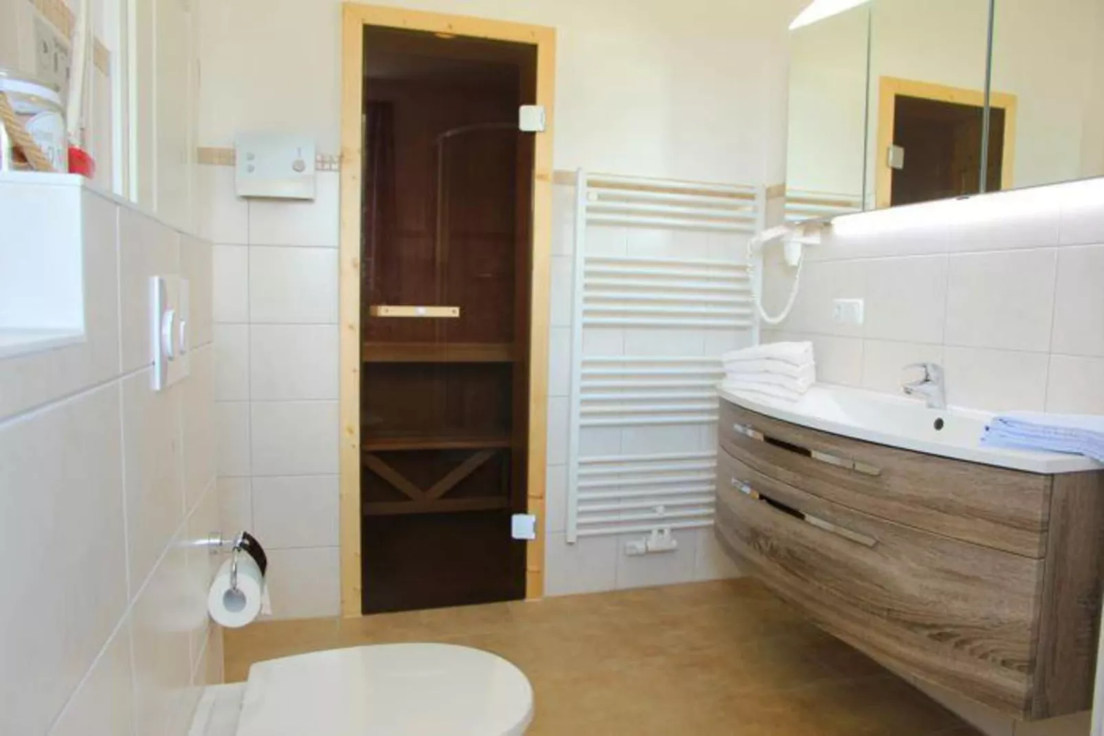 Kapitänshaus Gartendeck 64 qm Nr 531-Bathroom
