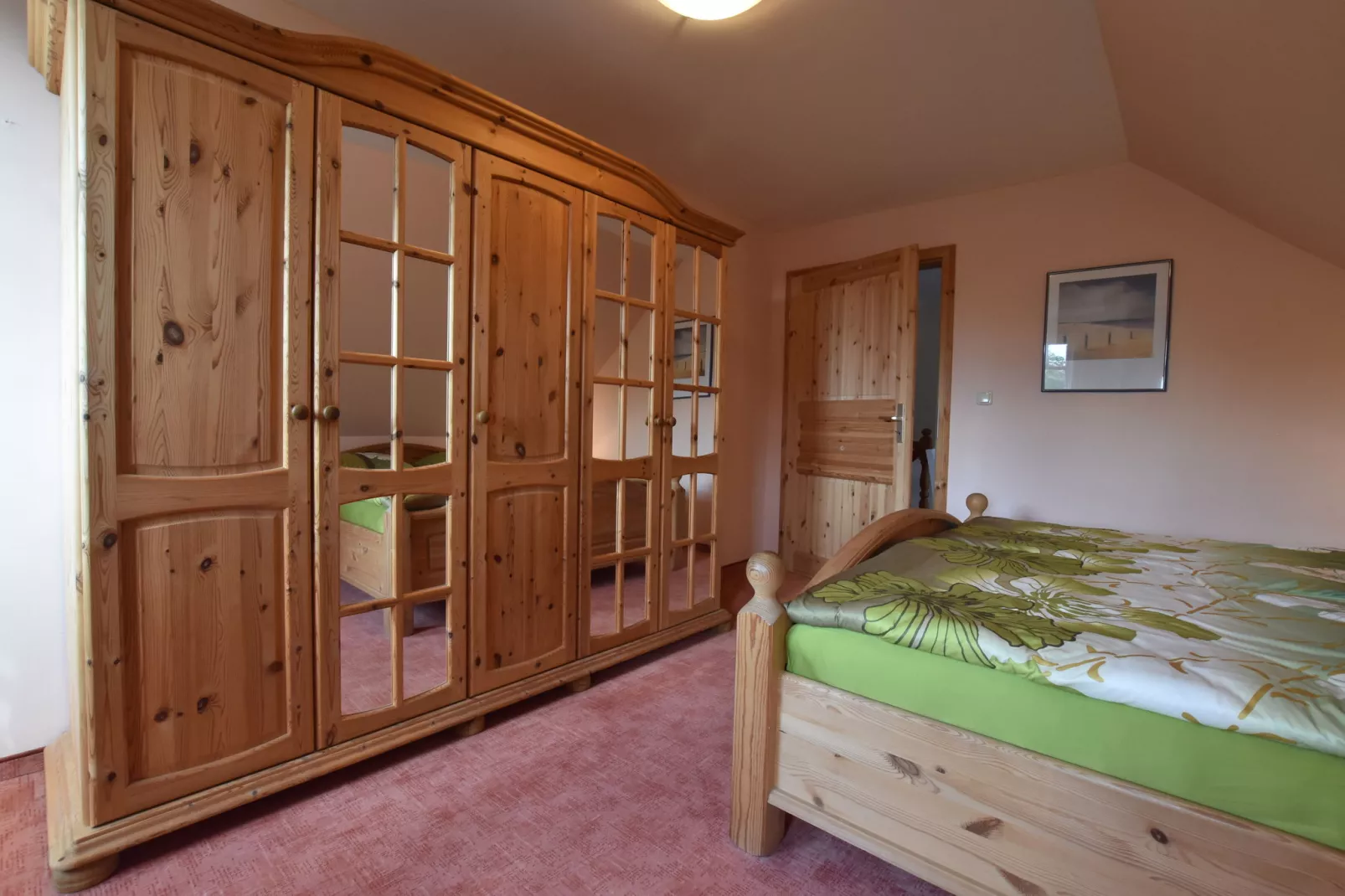 Landhauswohnung an der Ostsee mit Garten-Schlafzimmer
