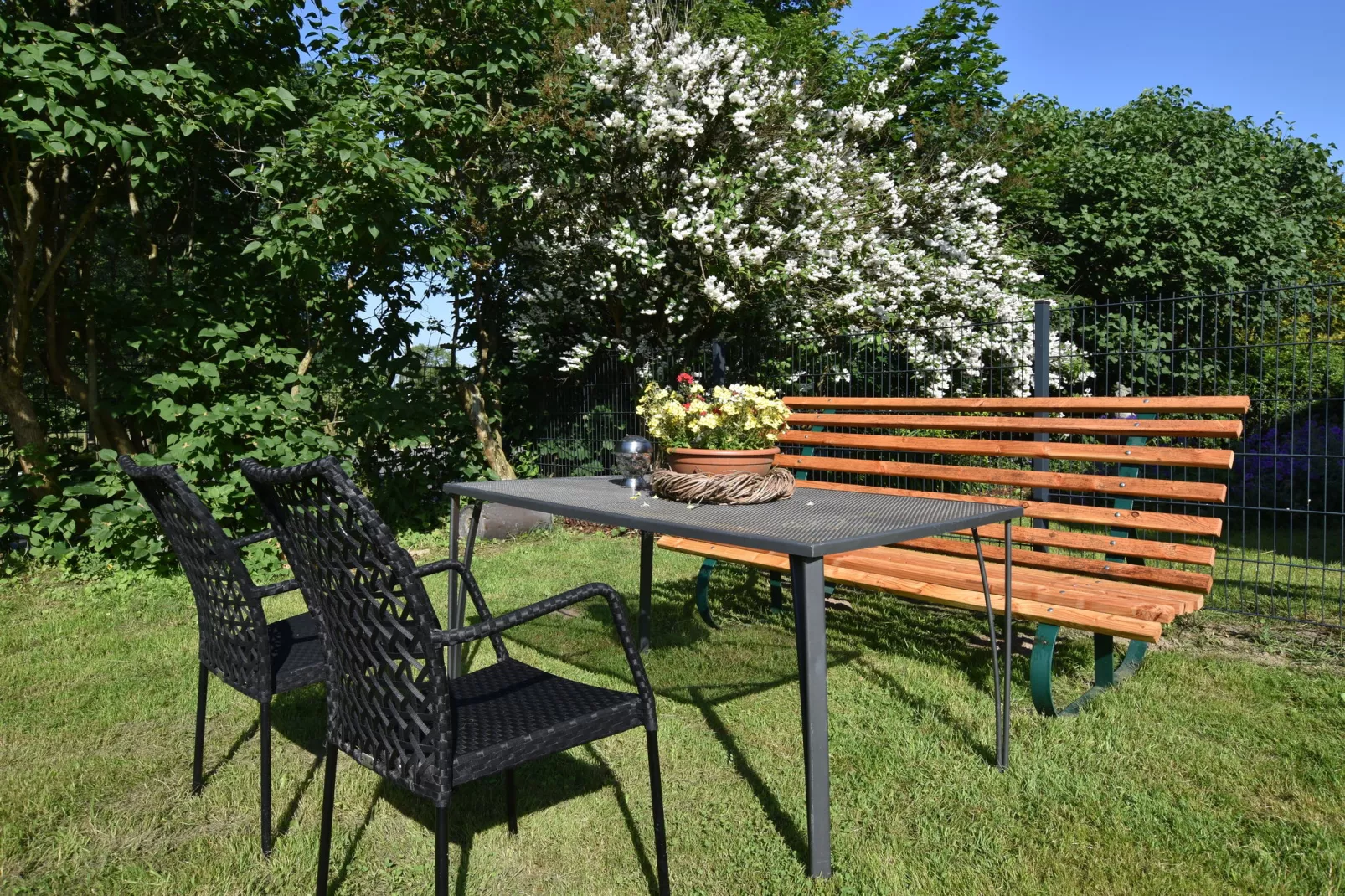 Landhauswohnung an der Ostsee mit Garten-Terrassenbalkon