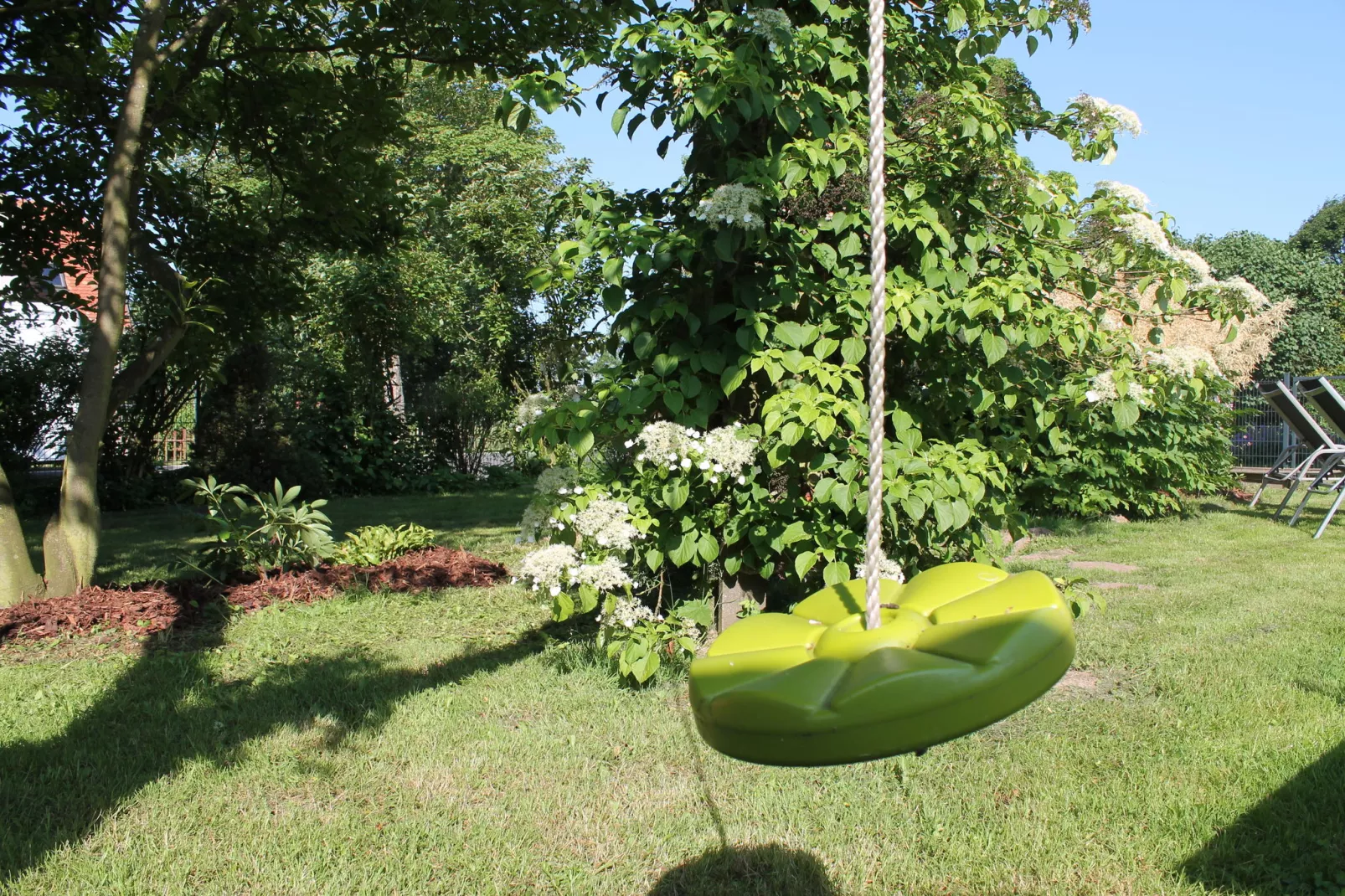Landhauswohnung an der Ostsee mit Garten-Gärten Sommer