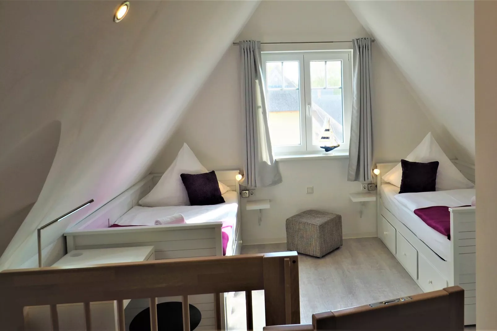 Ein Küstentraum für Familien - 4 Schlafzimmer Kamin-Bedroom