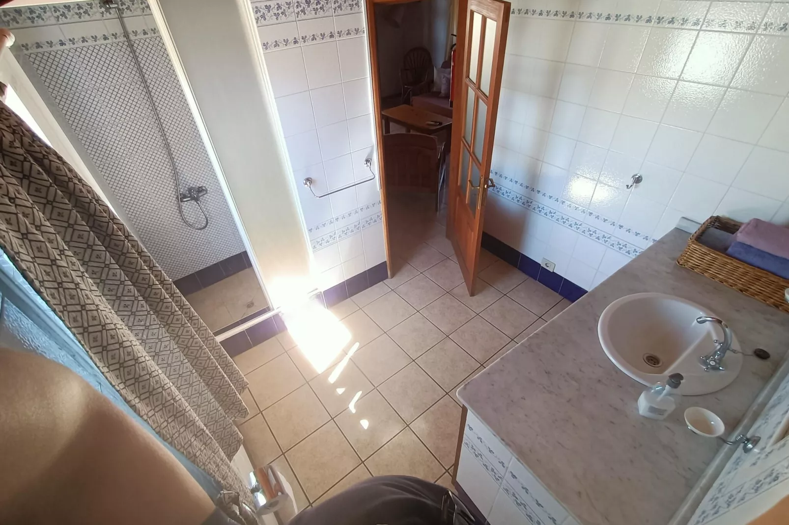 Janine-Bathroom