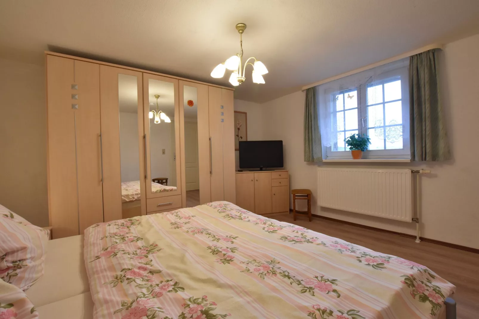 Anja Nr 1-Bedroom
