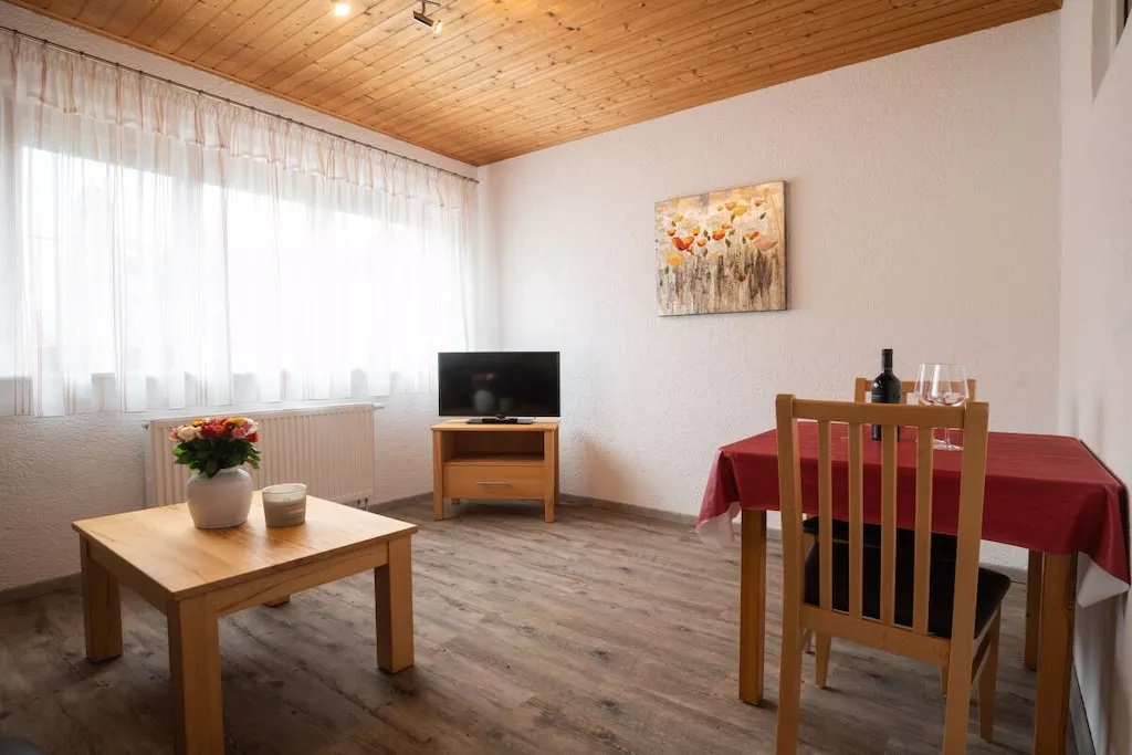 227344-Nicht getaggt