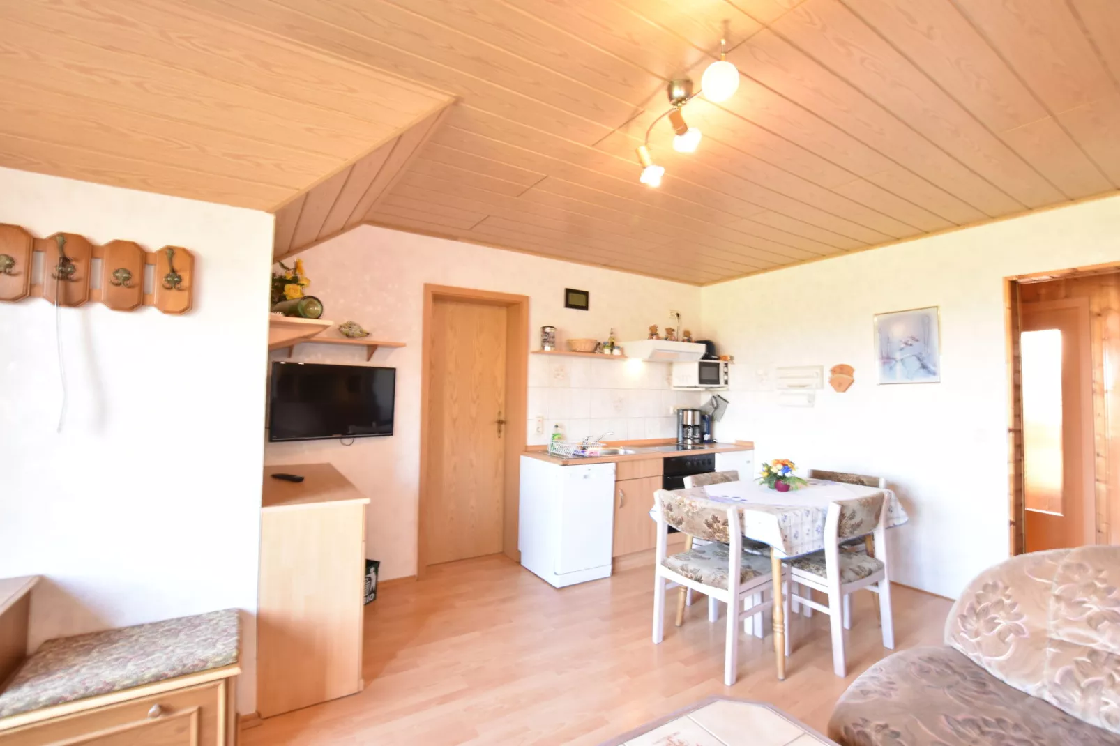 Ferienwohnung mit Feldblick-Dining room