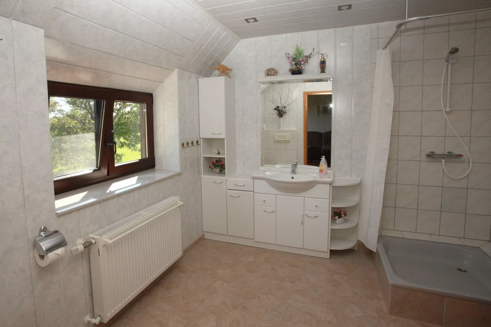 XXL - Ferienwohnungen bei Reiterhof-Bathroom